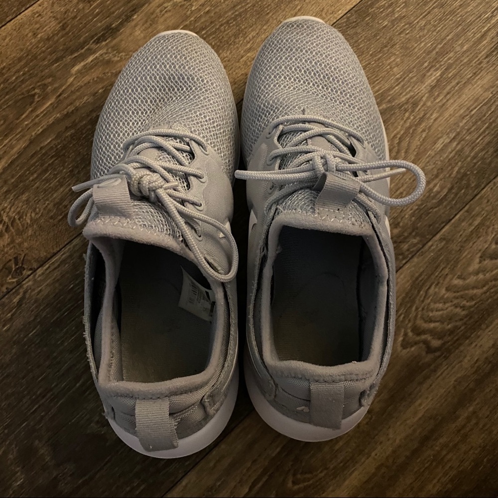 gray nike roshes